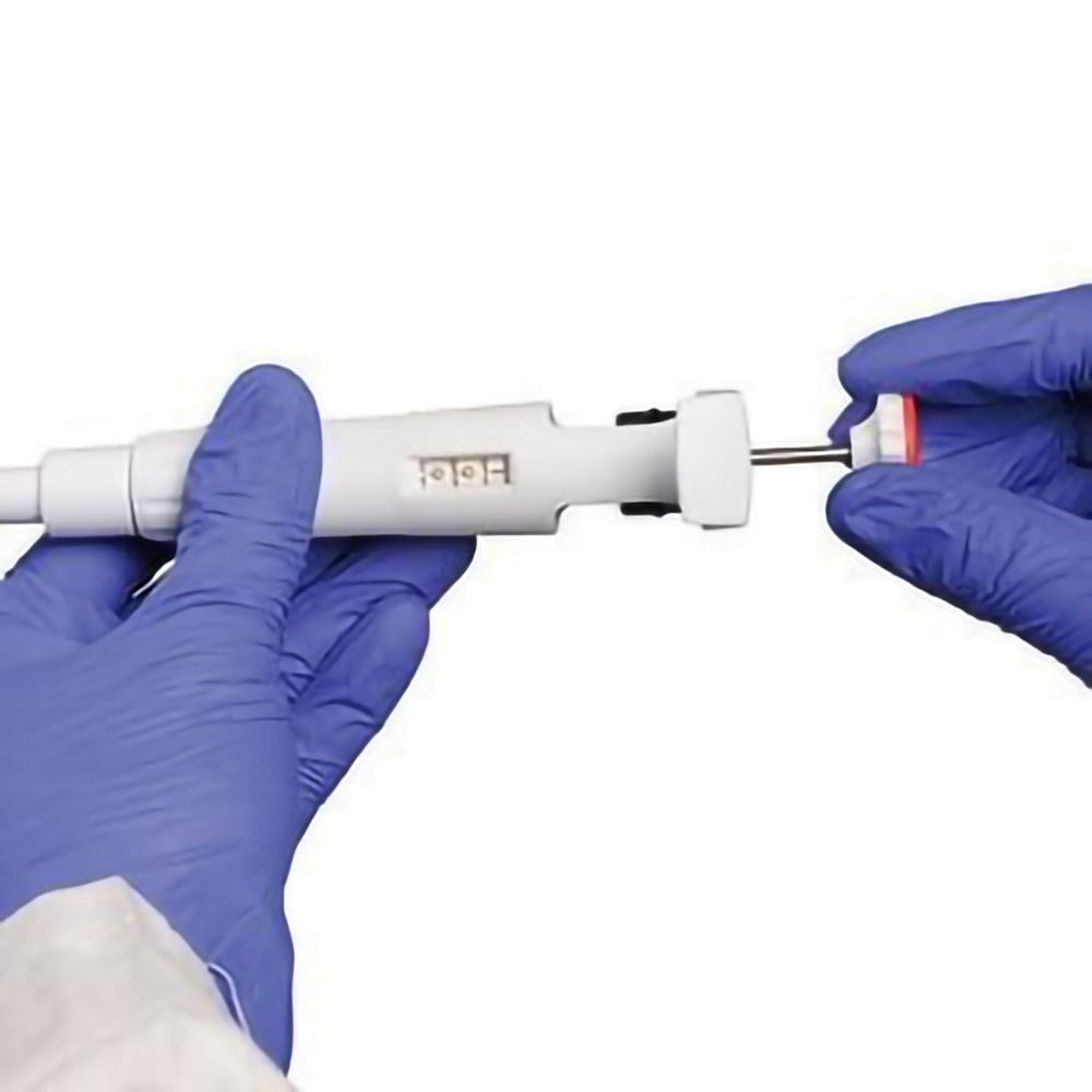 OHAUS AO-10 Adjustable Micropipette | 0.5–10 µL | Digital Volume Control - Image 2